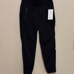 Athleta Black Trekkie North Jogger